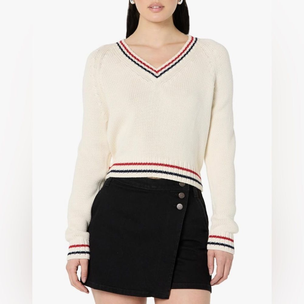 Women’s The Drop Standard Montie V-Neck Cropped Preppy Pullover Size M NWT